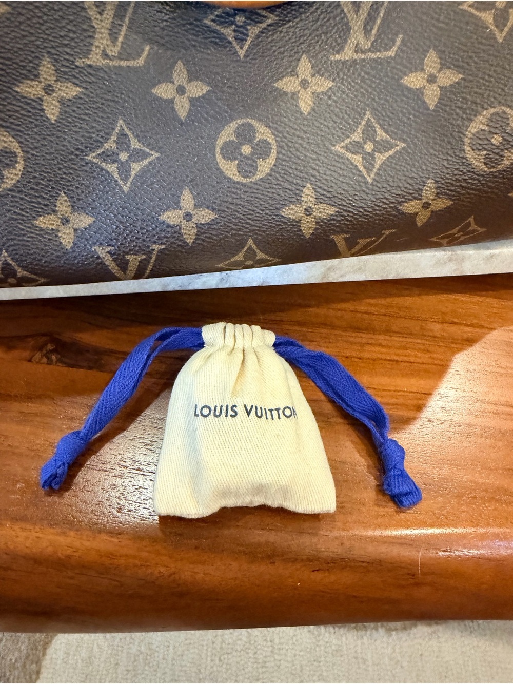Louis Vuitton Speedy Bandouliere 30 Monogram Canvas - Picture 14 of 16